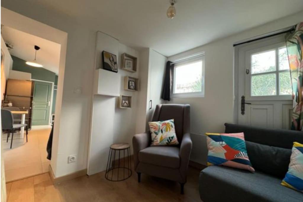 Appartement A 8 Minutes A Pied De La Gare Caen
